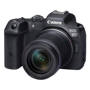 Cámara Canon Mirrorless EOS R7 con lente 18-150mm